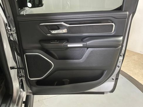 Used 2021 RAM 1500 Laramie w/ Sport Appearance Package AWD/4WD image 16