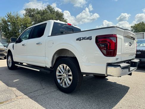 Used 2025 Ford F150 Lariat w/ Equipment Group 502A High AWD/4WD image 7