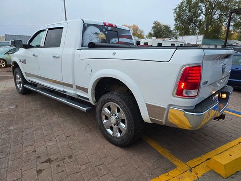 Used 2018 RAM 2500 Laramie w/ Snow Chief Group image 8