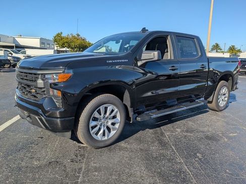 New 2026 Chevrolet Silverado 1500 Custom image 3
