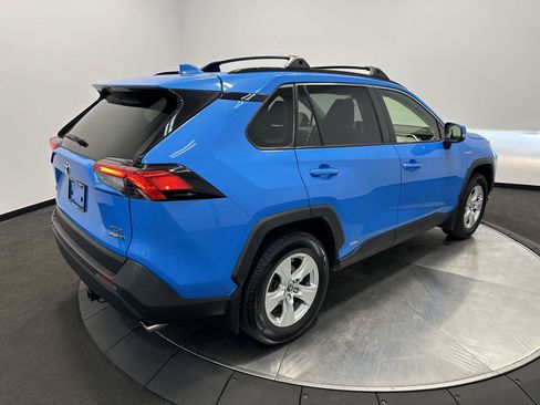 Used 2019 Toyota RAV4 XLE w/ Convenience Package AWD/4WD image 7