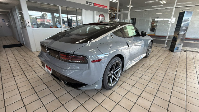 New 2027 Nissan Z Sport w/ Essentials Package (Sport) RWD image 4