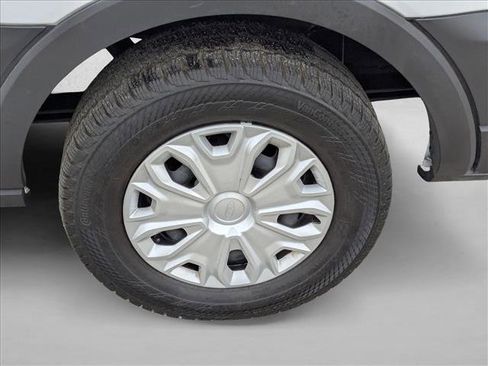 Used 2025 Ford Transit 350 XLT image 24