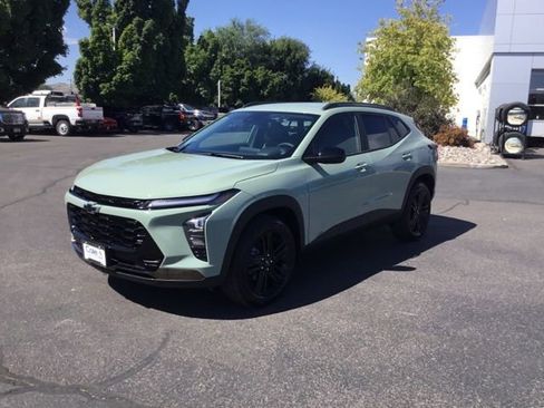 New 2025 Chevrolet Trax ACTIV w/ Driver Confidence Package image 8