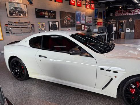 Used 2013 Maserati GranTurismo MC image 10