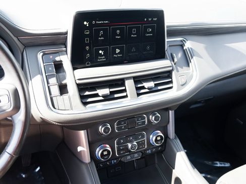 Used 2023 GMC Yukon SLT AWD/4WD image 3