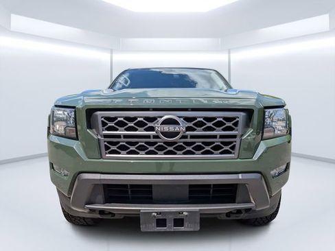 Used 2022 Nissan Frontier SV AWD/4WD image 7