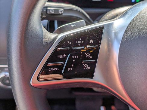 Used 2025 Mercedes-Benz GLA 250 image 22