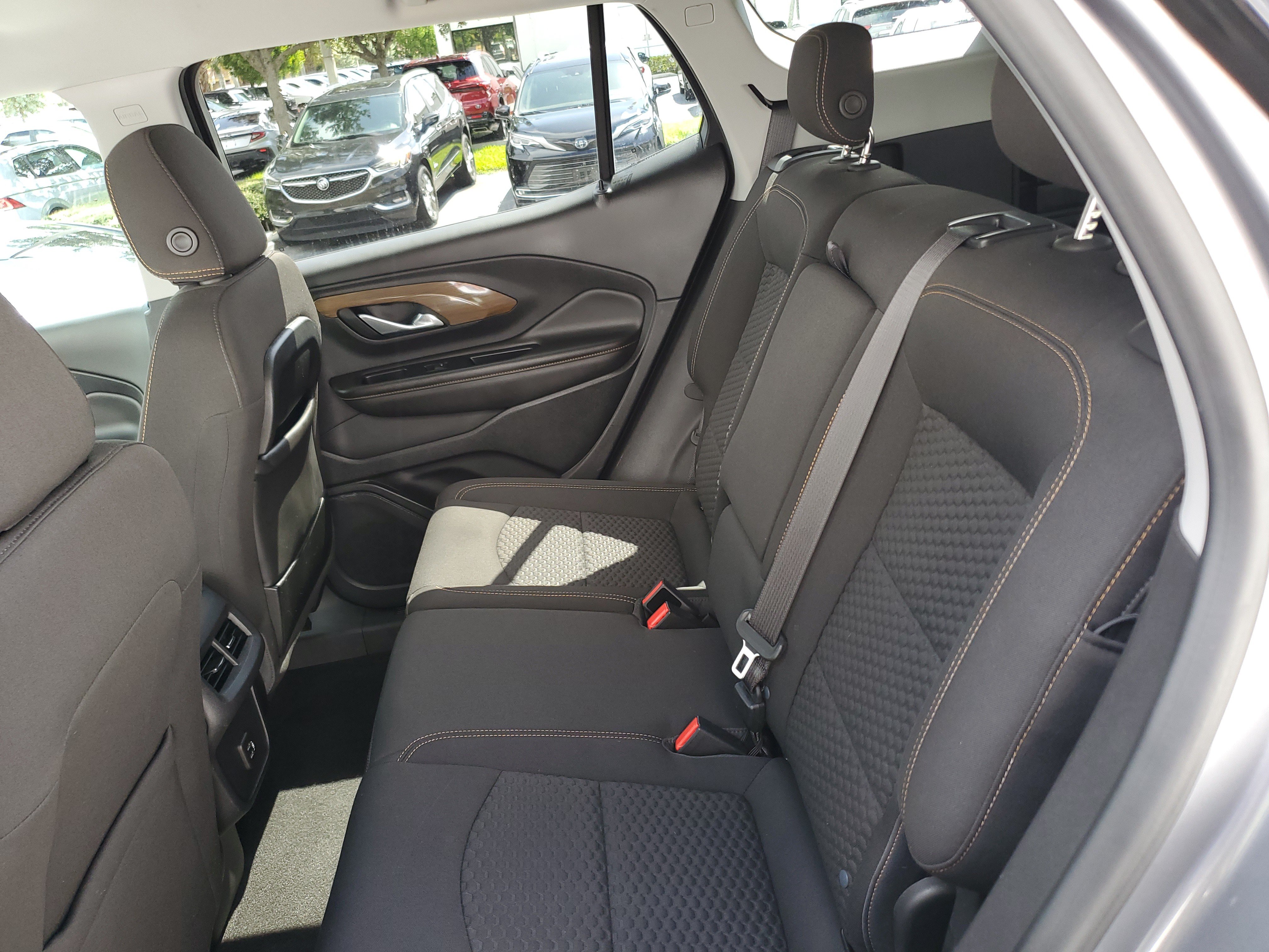 Used 2020 GMC Terrain SLE w/ Driver Convenience Package FWD image 12