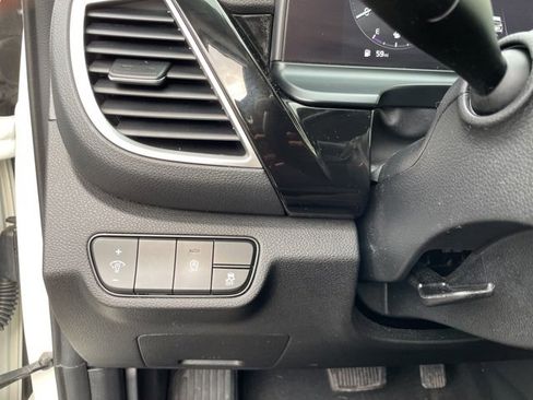 Certified 2024 Kia Seltos S image 23