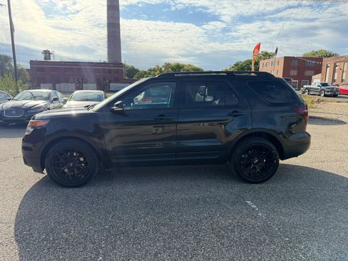 Used 2015 Ford Explorer Sport w/ Equipment Group 401A AWD/4WD image 2