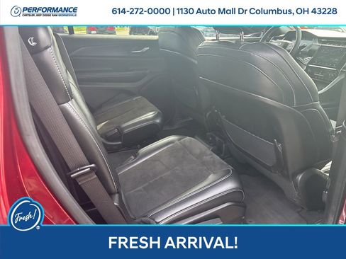 Used 2024 Jeep Grand Cherokee L Altitude image 16