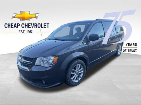 Used 2020 Dodge Grand Caravan SXT FWD image 2