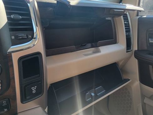 Used 2015 RAM 1500 Laramie Longhorn image 40