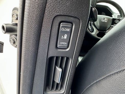 Used 2021 Honda Odyssey Touring image 22