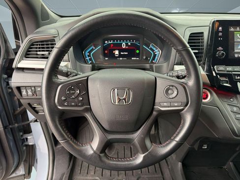 Used 2023 Honda Odyssey Sport image 17