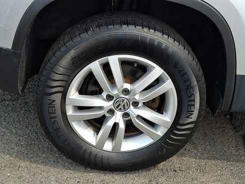 Used 2017 Volkswagen Tiguan S AWD/4WD image 7