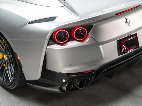 Used 2021 Ferrari 812 GTS RWD image 24