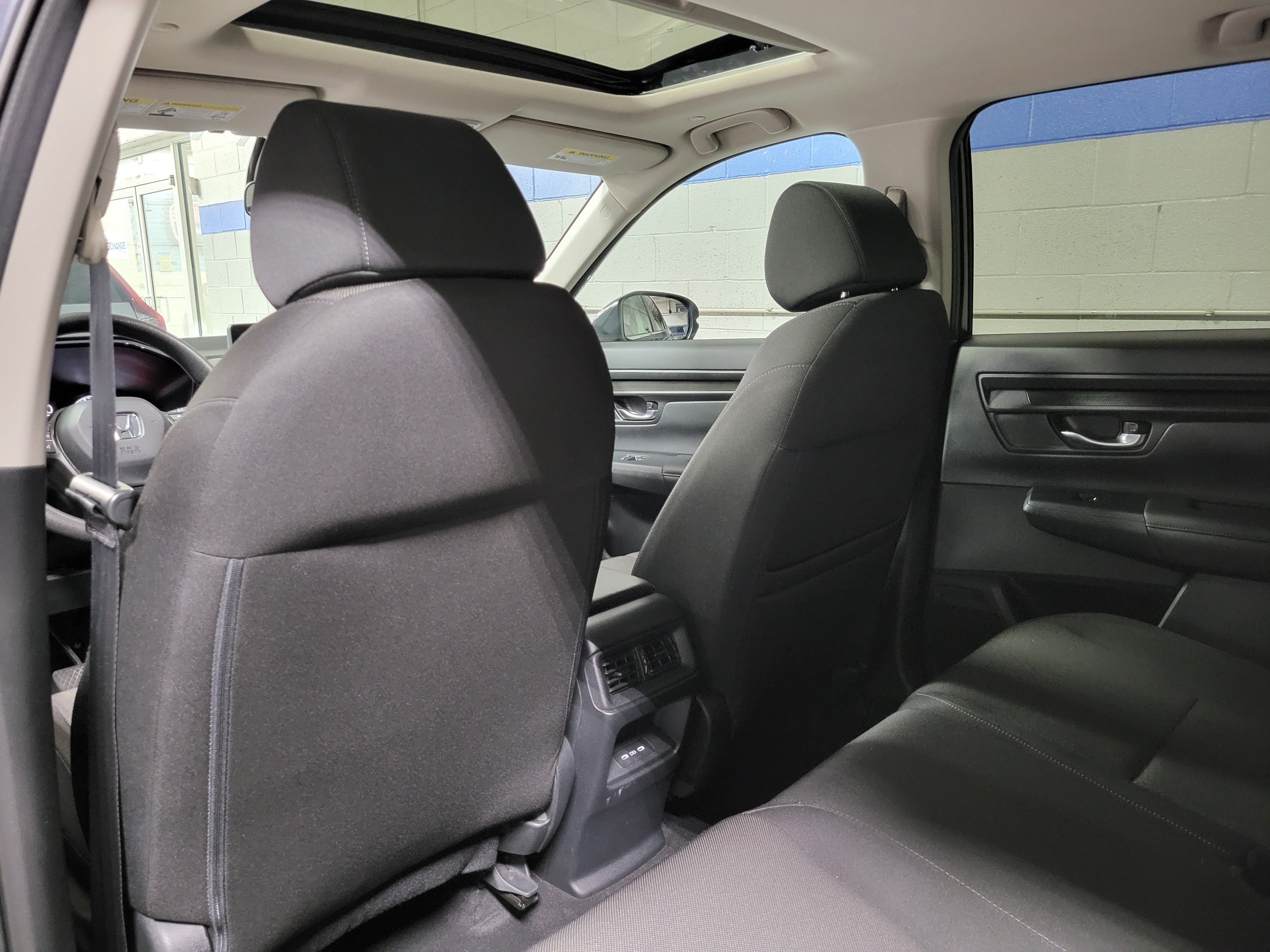 Used 2025 Honda CR-V EX image 15