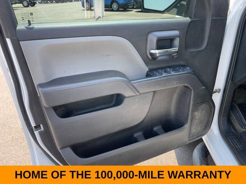 Used 2017 Chevrolet Silverado 1500 Custom w/ Custom Convenience Package AWD/4WD image 11