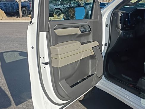 New 2026 Chevrolet Silverado 1500 ZR2 image 32