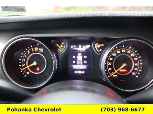 Used 2018 Jeep Wrangler Sport image 9