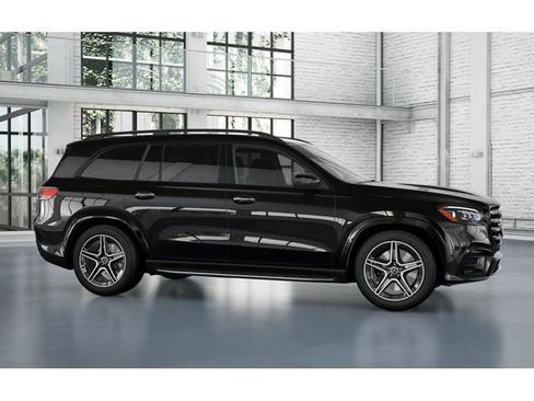 Used 2026 Mercedes-Benz GLS 450 4MATIC image 14