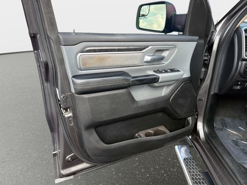 Used 2019 RAM 1500 Big Horn AWD/4WD image 17