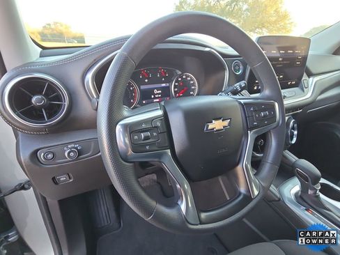 Used 2025 Chevrolet Blazer LT image 15