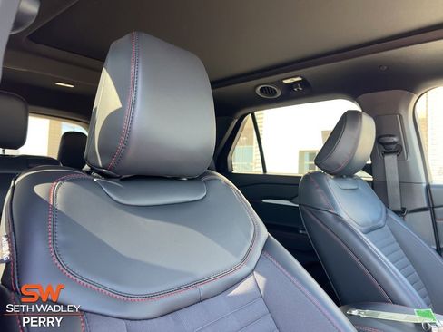 New 2025 Ford Explorer ST-Line w/ Premium Package image 16