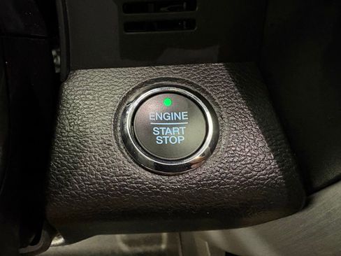 Used 2021 Ford F350 Platinum image 26