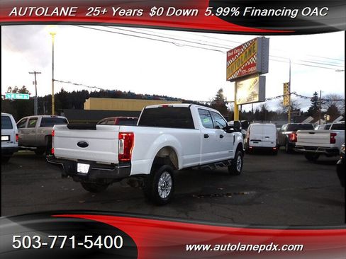 Used 2017 Ford F250 XLT image 5