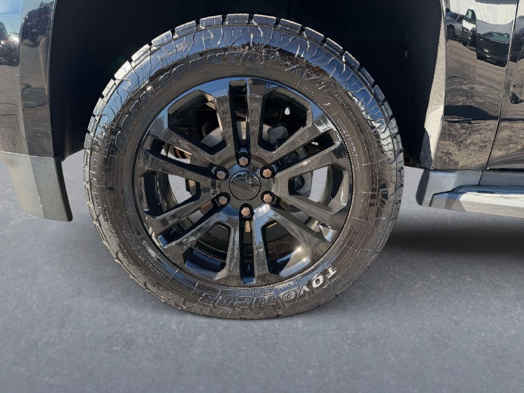 Used 2017 Chevrolet Tahoe LT AWD/4WD image 9