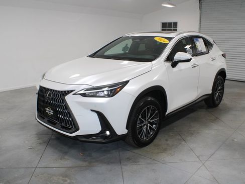 Used 2024 Lexus NX 350h AWD w/ Premium Package image 4