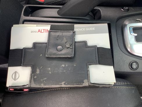 Used 2010 Nissan Altima 2.5 S image 22