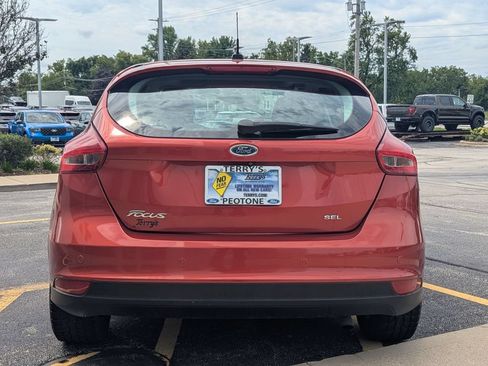 Used 2018 Ford Focus SEL FWD image 4