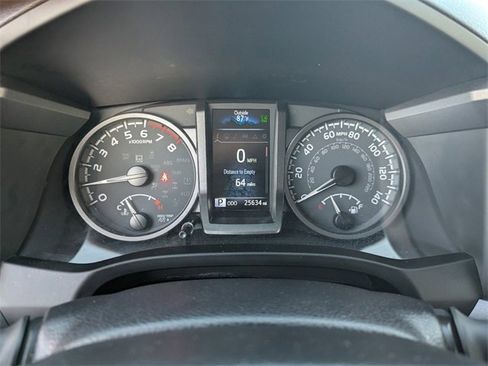 Used 2023 Toyota Tacoma TRD Sport image 33