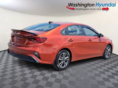 Used 2022 Kia Forte LXS w/ LXS Technology Package FWD image 6