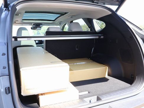 New 2026 Hyundai Tucson Limited image 16