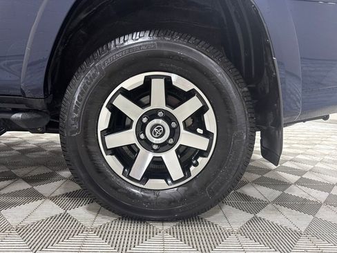 Used 2020 Toyota 4Runner TRD Off-Road Premium w/ Moonroof Package image 51