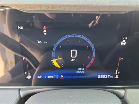 Used 2024 Chevrolet TrailBlazer ACTIV w/ Driver Confidence Package AWD/4WD image 14