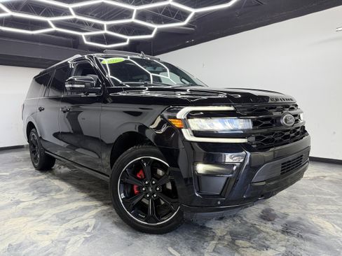 Used 2023 Ford Expedition Max Limited image 27