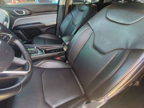 Used 2022 Jeep Compass Latitude AWD/4WD image 27