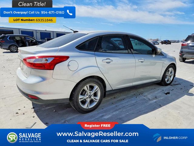 Used 2014 Ford Focus SE FWD image 4