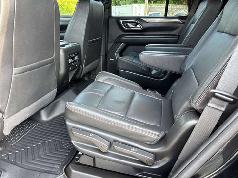 Used 2024 Chevrolet Tahoe RST w/ Luxury Package AWD/4WD image 13