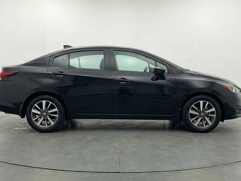Used 2025 Nissan Versa SV image 11