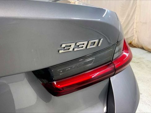 New 2025 BMW 330i xDrive Sedan w/ Premium Package image 15