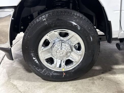 New 2026 RAM 2500 Tradesman AWD/4WD image 26
