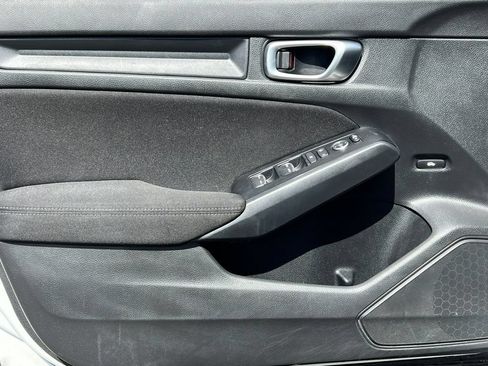 Used 2024 Honda Civic Sport image 11