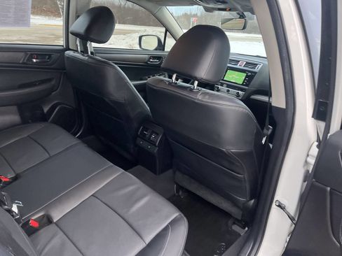Used 2017 Subaru Outback 2.5i Limited image 33